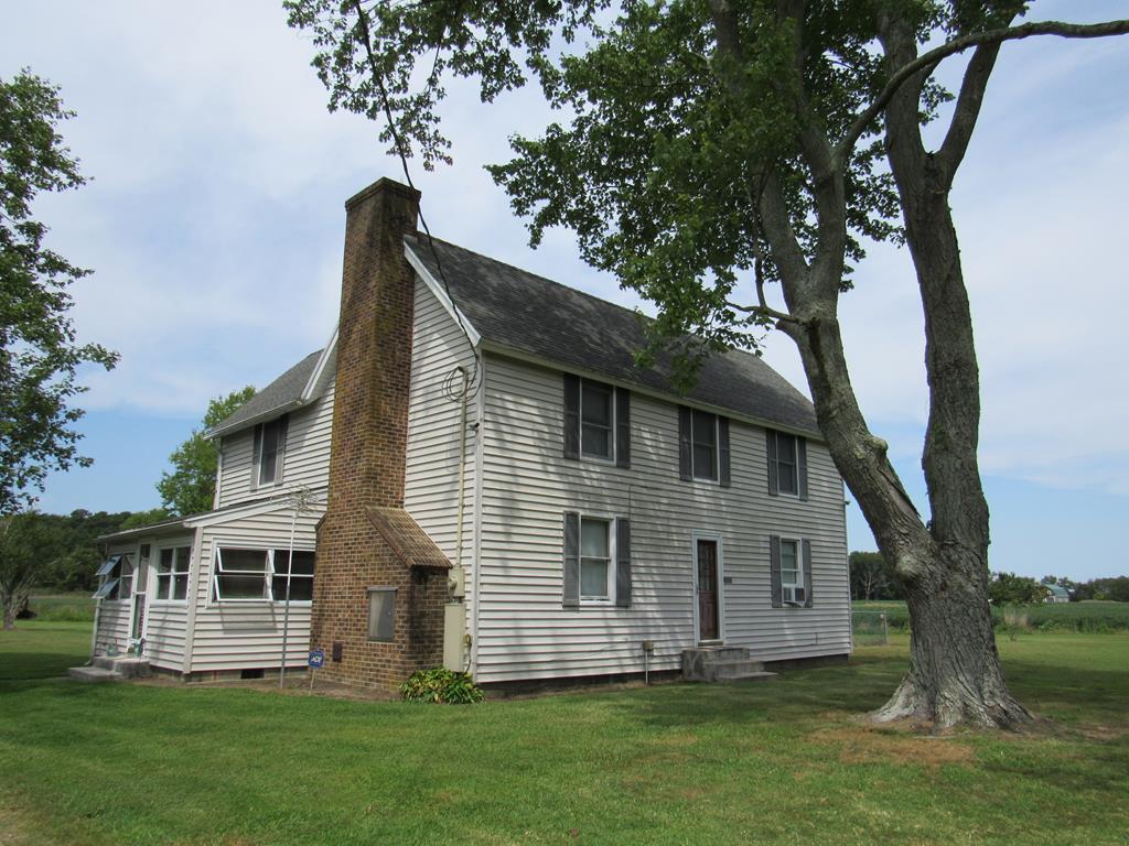 The Farmhouse or Hunter's Lodge